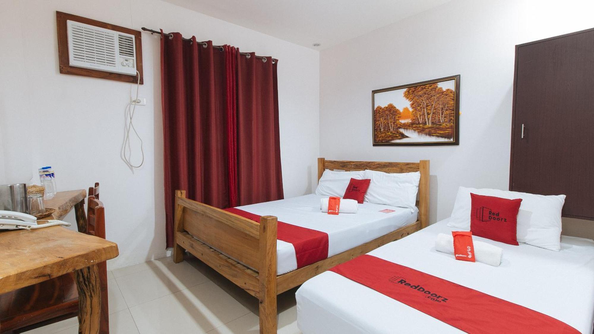 Reddoorz Plus @ Jollydays Hotel Nueva Ecija San Jose  Exterior foto