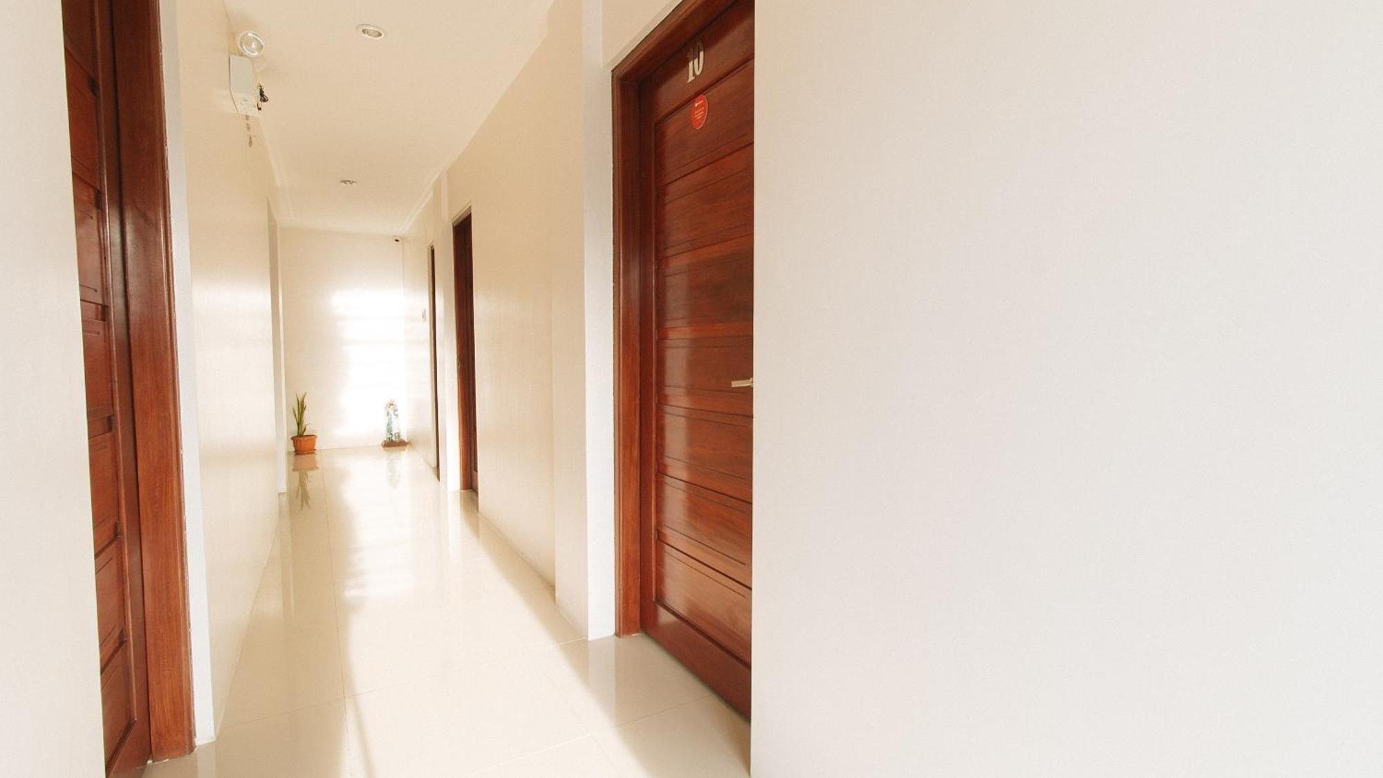Reddoorz Plus @ Jollydays Hotel Nueva Ecija San Jose  Exterior foto